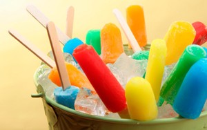 Es Loli dan Teh Manis Kemasan, Minuman Murah Pemicu Obesitas Anak