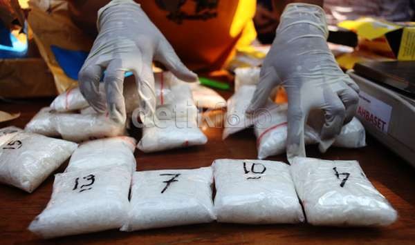 Kepergok Bawa Heroin dan Sabu, 2 Sindikat Narkoba Diamankan Polisi