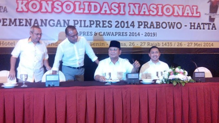 Hadir di Rapat PKS, Prabowo Disambut Takbir
