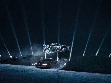 Ketika Ken Block Drifting di Kegelapan