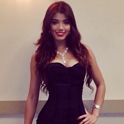 Inikah Pacar Baru Justin Bieber?