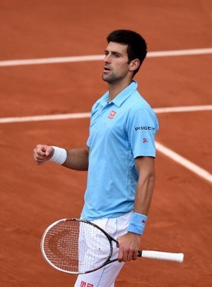 Djokovic dan Federer Lanjut ke Babak Ketiga