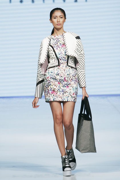 Sofie Urban Morphology. Jakarta Fashion & Food Festival 2014 at Grand Ballroom Harris Hotel. Kelapa Gading. Jakarta. [Foto: Mohammad Abduh/Wolipop]