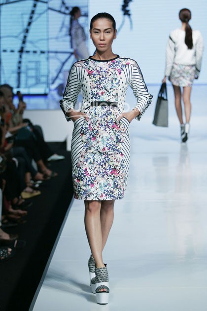Sofie Urban Morphology. Jakarta Fashion & Food Festival 2014 at Grand Ballroom Harris Hotel. Kelapa Gading. Jakarta. [Foto: Mohammad Abduh/Wolipop]