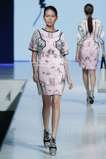 Sofie Urban Morphology. Jakarta Fashion & Food Festival 2014 at Grand Ballroom Harris Hotel. Kelapa Gading. Jakarta. [Foto: Mohammad Abduh/Wolipop]