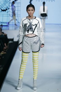 Sofie Urban Morphology. Jakarta Fashion & Food Festival 2014 at Grand Ballroom Harris Hotel. Kelapa Gading. Jakarta. [Foto: Mohammad Abduh/Wolipop]