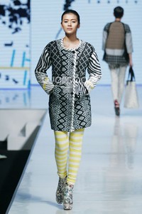 Sofie Urban Morphology. Jakarta Fashion & Food Festival 2014 at Grand Ballroom Harris Hotel. Kelapa Gading. Jakarta. [Foto: Mohammad Abduh/Wolipop]