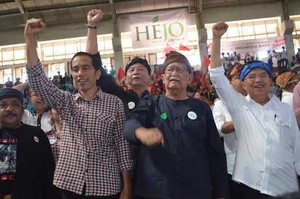 Soal Baju Perangnya, Jokowi: Ngapain Seragam, Kayak Anak TK