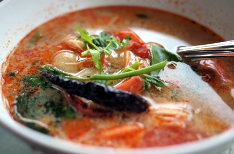 Hidangan Thailand Belum Tentu Pedas, Murah, dan Vegetarian