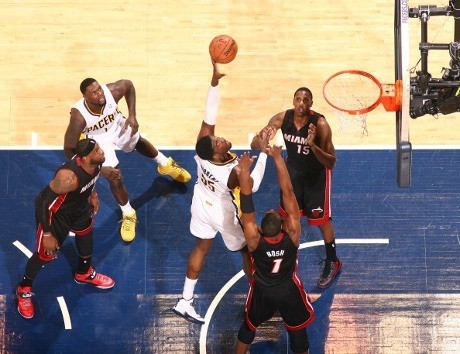 Kalahkan Heat, Pacers Perpanjang Napas