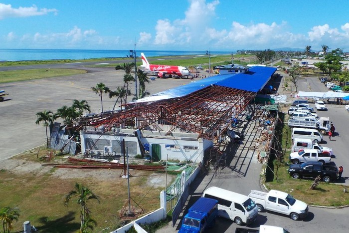 Bandara Filipina Ini Selamat Diterjang Topan Haiyan