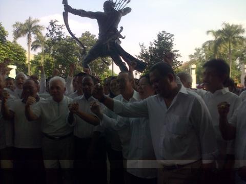 Didukung Ratusan Atlet, Hatta Serukan Indonesia Jadi Macan Asia