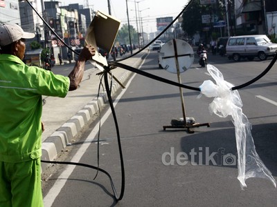 Kabel Melintang di Jalan Fatmawati