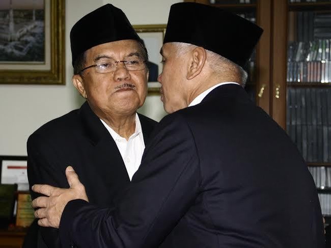 Melihat Suasana Pernikahan KH Maruf Amin yang Mendekatkan 2 Cawapres