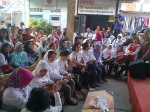 Hadiri Dukungan Pemenangan Jokowi-JK, Mufidah Disambut Antusias Warga
