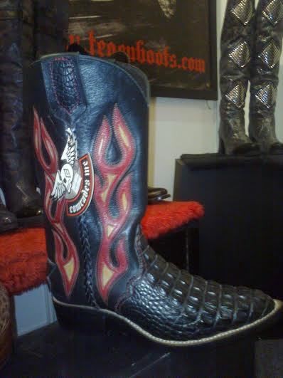 Dijual Rp 13 Juta, Sepatu Kulit Buatan Bandung Ini Digandrungi Artis