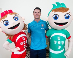 Joao do Mar dan Beatriz do Castelo, Maskot Portugal di Piala Dunia