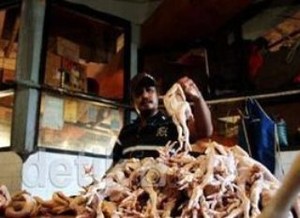 Daging Ayam Hingga Tiket Pesawat Jadi Penyebab Utama Inflasi Mei
