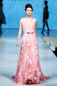 Imelda Kartini Supreme Style. Jakarta Fashion & Food Festival 2014 at Grand Ballroom Harris Hotel. Kelapa Gading. Jakarta. [Foto: Mohammad Abduh/Wolipop]