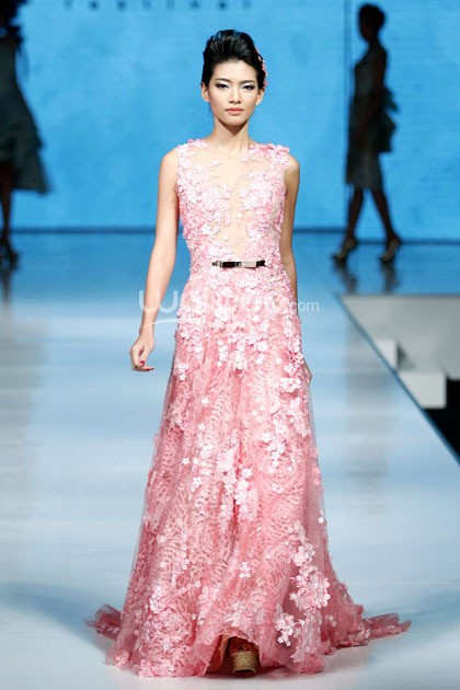 Imelda Kartini Supreme Style. Jakarta Fashion & Food Festival 2014 at Grand Ballroom Harris Hotel. Kelapa Gading. Jakarta. [Foto: Mohammad Abduh/Wolipop]