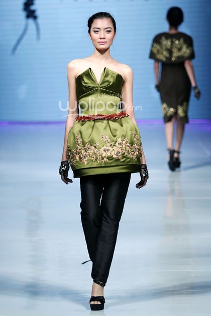 Andreas Odang Supreme Style. Jakarta Fashion & Food Festival 2014 at Grand Ballroom Harris Hotel. Kelapa Gading. Jakarta. [Foto: Mohammad Abduh/Wolipop]