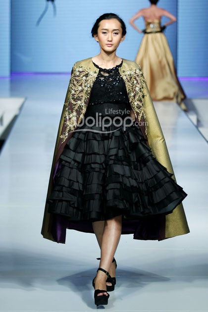 Andreas Odang Supreme Style. Jakarta Fashion & Food Festival 2014 at Grand Ballroom Harris Hotel. Kelapa Gading. Jakarta. [Foto: Mohammad Abduh/Wolipop]