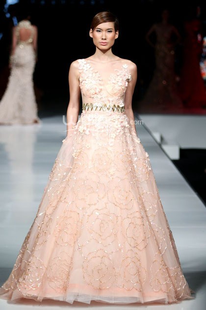 Soko Wiyanto Supreme Style. Jakarta Fashion & Food Festival 2014 at Grand Ballroom Harris Hotel. Kelapa Gading. Jakarta. [Foto: Mohammad Abduh/Wolipop]