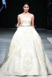 Soko Wiyanto Supreme Style. Jakarta Fashion & Food Festival 2014 at Grand Ballroom Harris Hotel. Kelapa Gading. Jakarta. [Foto: Mohammad Abduh/Wolipop]