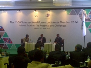 Tak Perlu Repot, Promosi Wisata Syariah Bisa Pakai Media Sosial