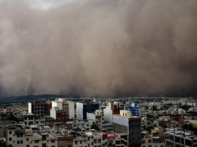 Badai Pasir Terjang Iran