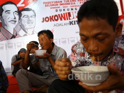 Paguyuban Tukang Bakso Dukung Jokowi-JK