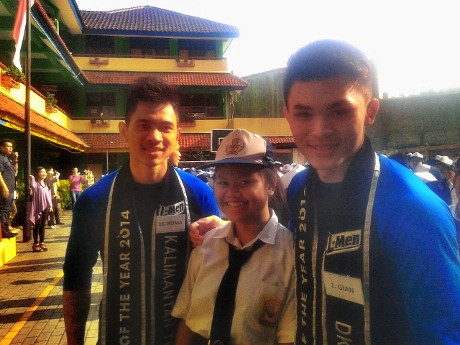 Keren! Cowok-cowok Seksi Ini Tidak Merokok