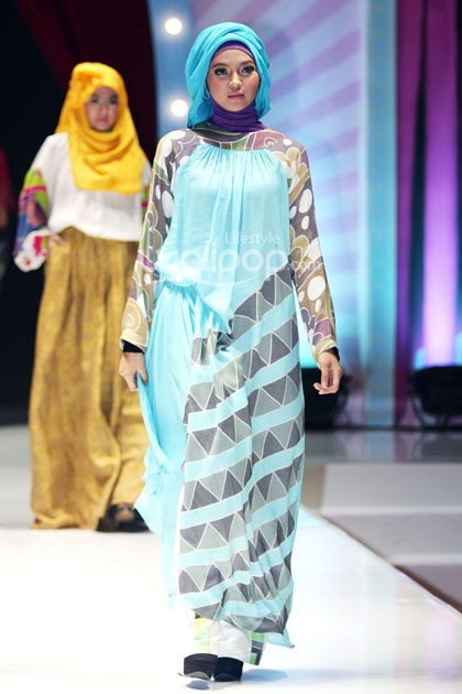Dian Pelangi Trunk Show 2014 Sisterhood & Hijabella Day at Senayan City. Jakarta. [Foto: Mohammad Abduh/Wolipop]