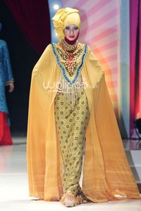 Dian Pelangi Trunk Show 2014 Sisterhood & Hijabella Day at Senayan City. Jakarta. [Foto: Mohammad Abduh/Wolipop]