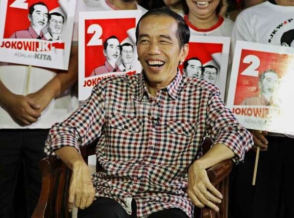 Sebelum Mulai Kampanye, Jokowi Sambangi Rumah Mega