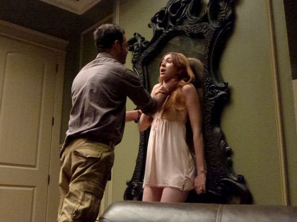 Oculus: Cermin Kuno Sumber Petaka