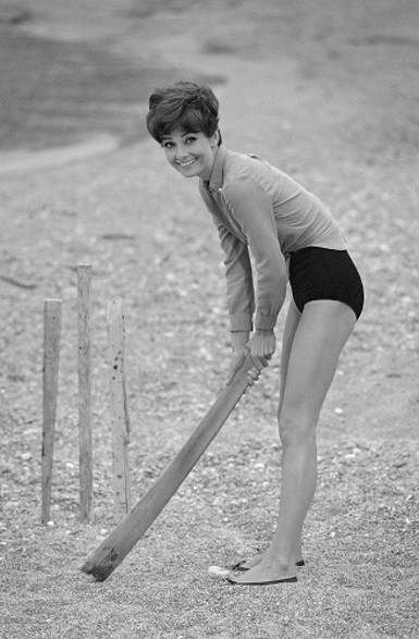 Foto Wajah Seleb Hollywood Dilelang Secara Online