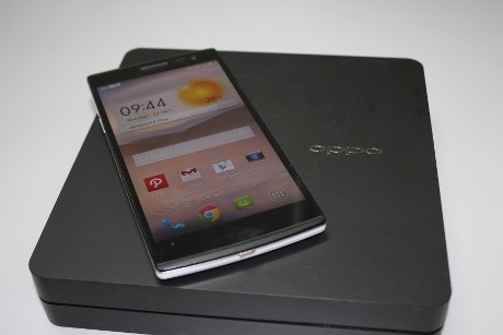 Oppo Find 7a: Memikat dengan Charging Super Cepat