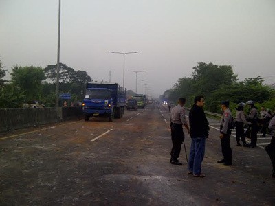 Waspadai Sweeping Massa Diduga Bonek, Polisi Berjaga di Tol