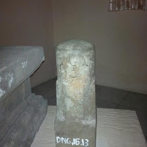 Wisata ke Dieng, Ada Lingga Unik Bertuliskan Huruf Arab Tersimpan di Museum