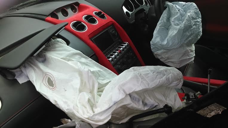 Airbag Lamborghini B 999 FIN Terbuka, Edy Hanya Alami Luka Memar di Tangan Airbag Lamborghini B 999 FIN Terbuka, Edy Hanya Alami Luka Memar di Tangan