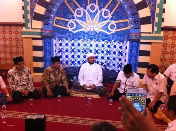 Di Surakarta, Prabowo Temui Syech Bin Abdul Qodir Assegaf