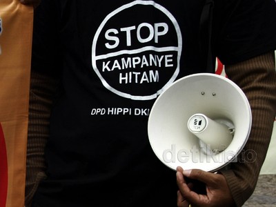 Aksi Stop Kampanye Hitam di Bundaran HI