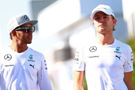 Rosberg Raih Pole, Mercedes Start 1-2