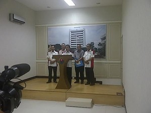 Somasi Ahok, Menpora Belum Pastikan Kapan Izin Pembongkaran Stadion Keluar