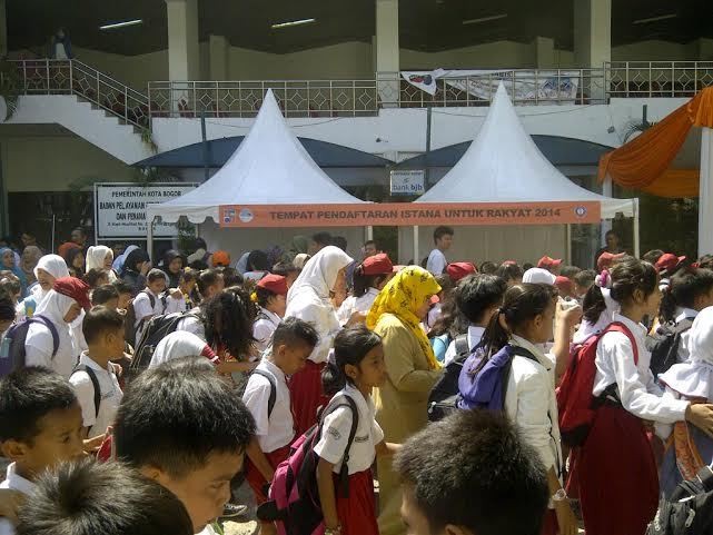 Didominasi Pelajar, Pengunjung Istana Bogor 2.400 Orang di Hari Pertama