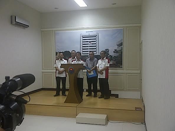 Gara-gara Komentar Soal Proyek MRT, Ahok Disomasi Roy Suryo