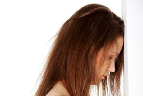 Ini Alasan Remaja Lebih Rentan Galau karena Masalah Asmara