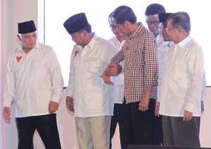 Titiek Soeharto Hadiri Acara Debat Prabowo Vs Jokowi