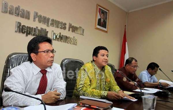 Bawaslu: Tak Masalah Polri Bertemu Timses yang Penting Netral